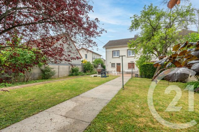 Maison &agrave; vendre - 7 pi&egrave;ces - 119,25 m2 - Villiers Sur Marne - 94 - ILE-DE-FRANCE