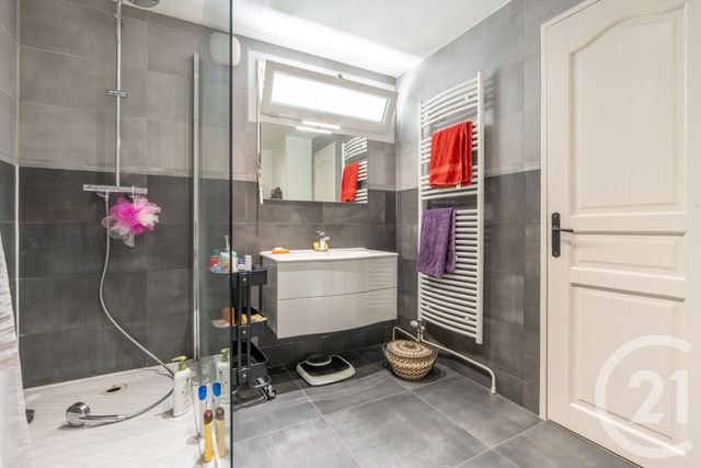 Afficher la photo en grand Appartement F5 à vendre - 5 pièces - 112,39 m2 - Villiers Sur Marne - 94 - ILE-DE-FRANCE