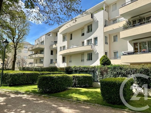 Appartement F2 à vendre - 2 pièces - 49,55 m2 - Le Plessis Trevise - 94 - ILE-DE-FRANCE
