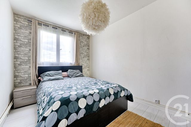 Appartement F3 à vendre - 3 pièces - 56,36 m2 - Le Plessis Trevise - 94 - ILE-DE-FRANCE