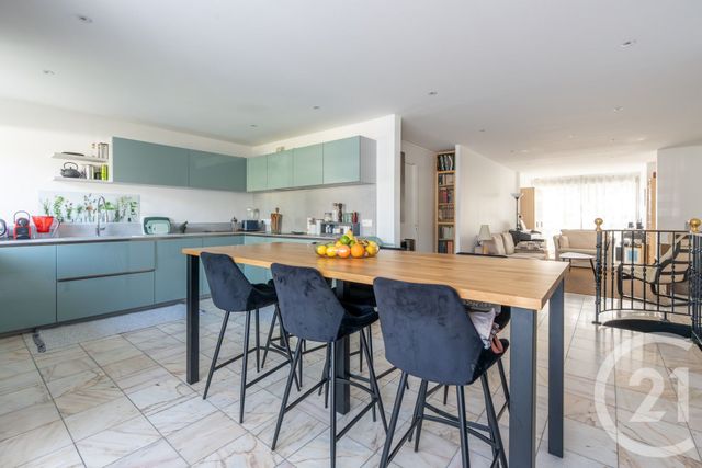 Appartement F4 à vendre - 4 pièces - 107,87 m2 - Le Plessis Trevise - 94 - ILE-DE-FRANCE