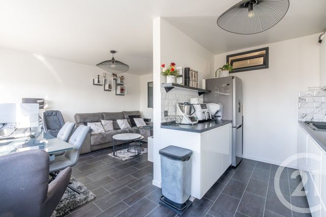 Appartement F4 à vendre - 4 pièces - 81,02 m2 - Champigny Sur Marne - 94 - ILE-DE-FRANCE
