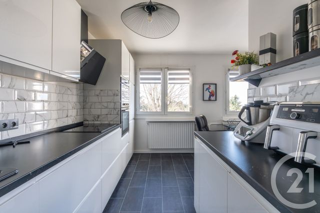 Appartement F4 à vendre - 4 pièces - 81,02 m2 - Champigny Sur Marne - 94 - ILE-DE-FRANCE
