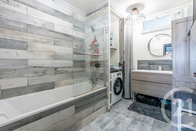 Appartement F4 à vendre - 4 pièces - 81,02 m2 - Champigny Sur Marne - 94 - ILE-DE-FRANCE