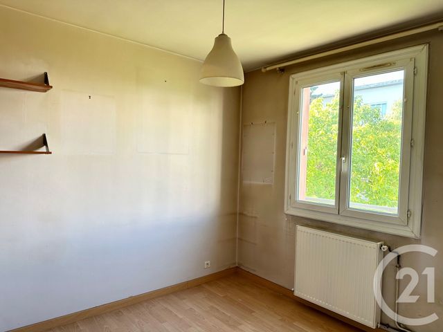 Afficher la photo en grand Appartement F3 à vendre - 3 pièces - 54,79 m2 - Villiers Sur Marne - 94 - ILE-DE-FRANCE