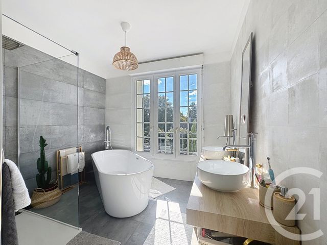 Maison à vendre - 6 pièces - 172,05 m2 - Le Plessis Trevise - 94 - ILE-DE-FRANCE