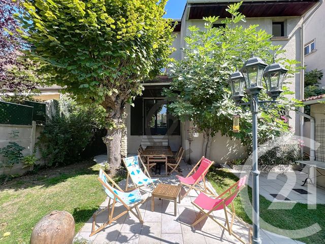 Afficher la photo en grand Maison à vendre - 6 pièces - 140 m2 - Champigny Sur Marne - 94 - ILE-DE-FRANCE