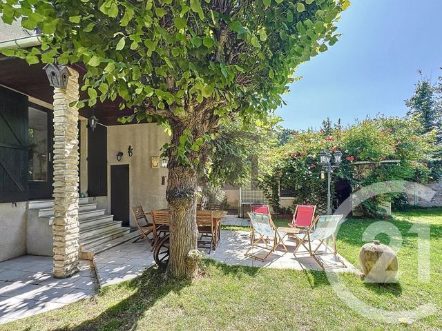 Afficher la photo en grand Maison à vendre - 6 pièces - 140 m2 - Champigny Sur Marne - 94 - ILE-DE-FRANCE