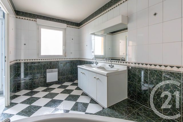 Appartement F5 &agrave; vendre - 5 pi&egrave;ces - 131,34 m2 - Villiers Sur Marne - 94 - ILE-DE-FRANCE