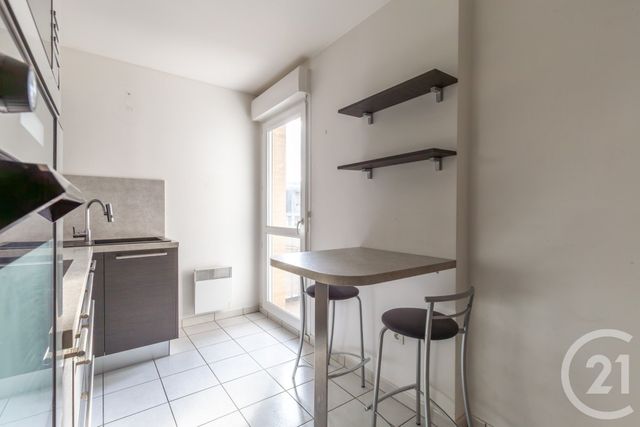 Appartement F3 &agrave; vendre - 3 pi&egrave;ces - 66,28 m2 - Noisy Le Grand - 93 - ILE-DE-FRANCE