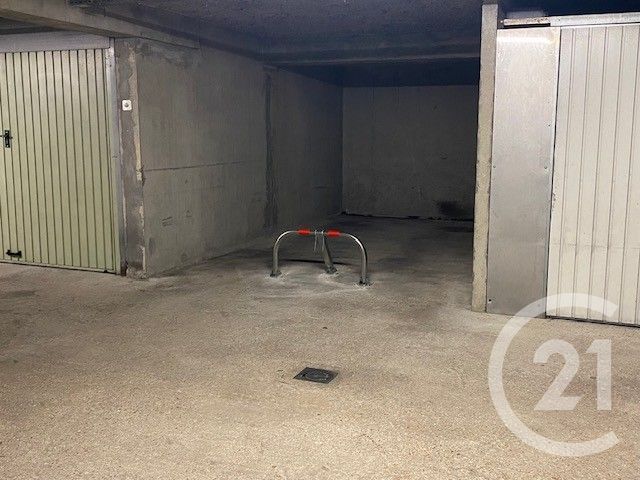 Parking &agrave; vendre - 14,26 m2 - Le Plessis Trevise - 94 - ILE-DE-FRANCE