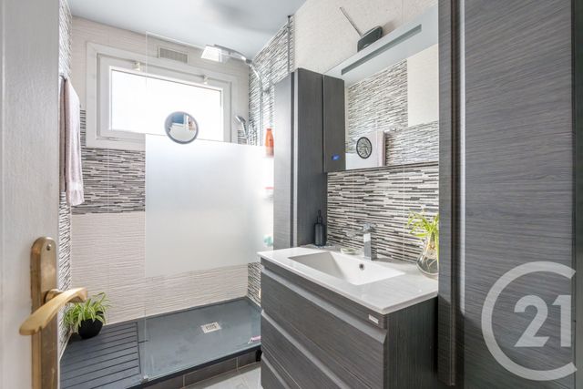 Appartement F4 &agrave; vendre - 4 pi&egrave;ces - 74,43 m2 - Villiers Sur Marne - 94 - ILE-DE-FRANCE