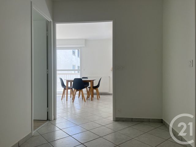 Appartement F3 &agrave; louer - 3 pi&egrave;ces - 65,27 m2 - Le Plessis Trevise - 94 - ILE-DE-FRANCE