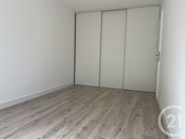 Appartement F3 &agrave; louer - 3 pi&egrave;ces - 65,27 m2 - Le Plessis Trevise - 94 - ILE-DE-FRANCE