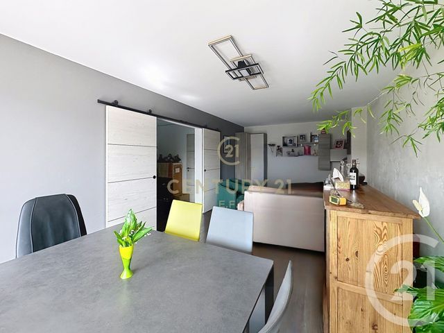 Appartement Duplex &agrave; vendre - 5 pi&egrave;ces - 113,26 m2 - Le Plessis Trevise - 94 - ILE-DE-FRANCE