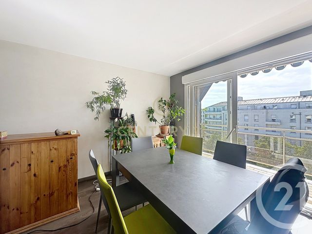 Appartement Duplex &agrave; vendre - 5 pi&egrave;ces - 113,26 m2 - Le Plessis Trevise - 94 - ILE-DE-FRANCE