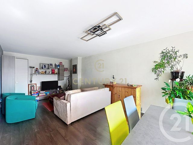 Appartement Duplex &agrave; vendre - 5 pi&egrave;ces - 113,26 m2 - Le Plessis Trevise - 94 - ILE-DE-FRANCE