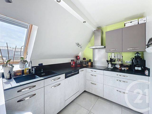 Appartement Duplex &agrave; vendre - 5 pi&egrave;ces - 113,26 m2 - Le Plessis Trevise - 94 - ILE-DE-FRANCE