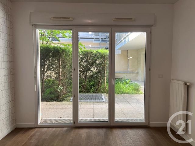 Appartement Studio &agrave; louer - 1 pi&egrave;ce - 45,61 m2 - Villiers Sur Marne - 94 - ILE-DE-FRANCE