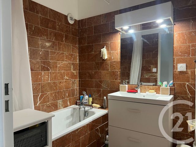 Appartement F3 &agrave; louer - 3 pi&egrave;ces - 72,35 m2 - Villiers Sur Marne - 94 - ILE-DE-FRANCE