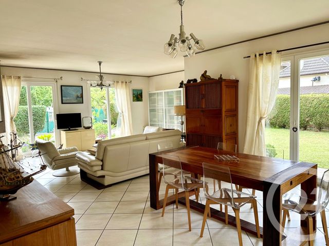 Maison &agrave; vendre - 8 pi&egrave;ces - 159,07 m2 - Villiers Sur Marne - 94 - ILE-DE-FRANCE
