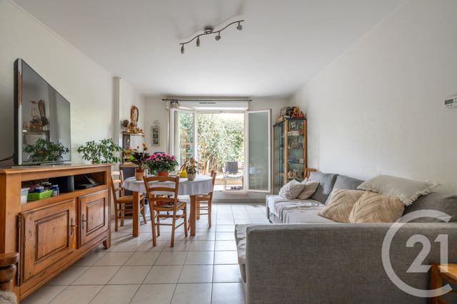Appartement F3 &agrave; vendre - 3 pi&egrave;ces - 60,87 m2 - Le Plessis Trevise - 94 - ILE-DE-FRANCE